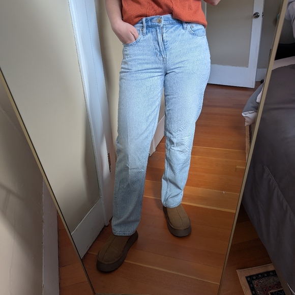 American Eagle light wash 90s straight denim jeans (4) - Picture 5 of 8